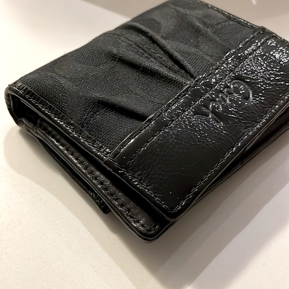 GUC Coach women’s wallet - Picture 5 of 7